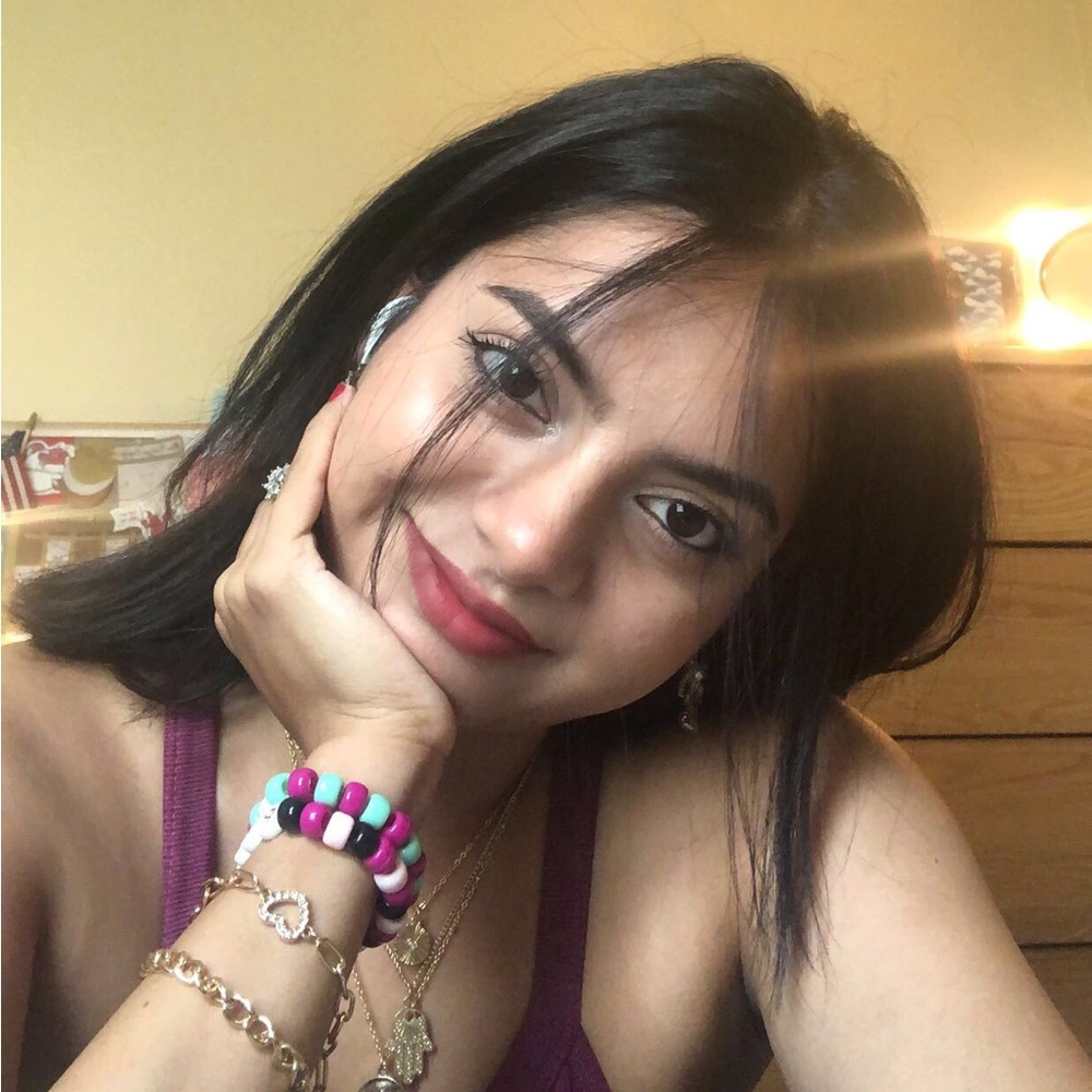 Meet your Posher, Rabika